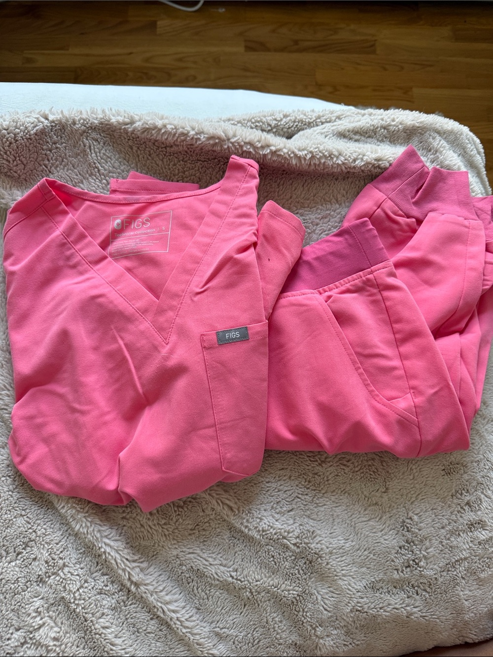 Figs Women's V-Neck Scrub Top & Jogger Set in Bright Pink